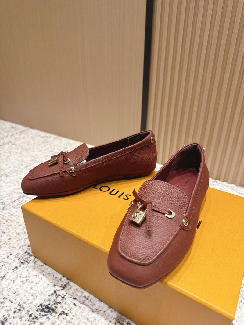 l0vis Vvtt0n loafers